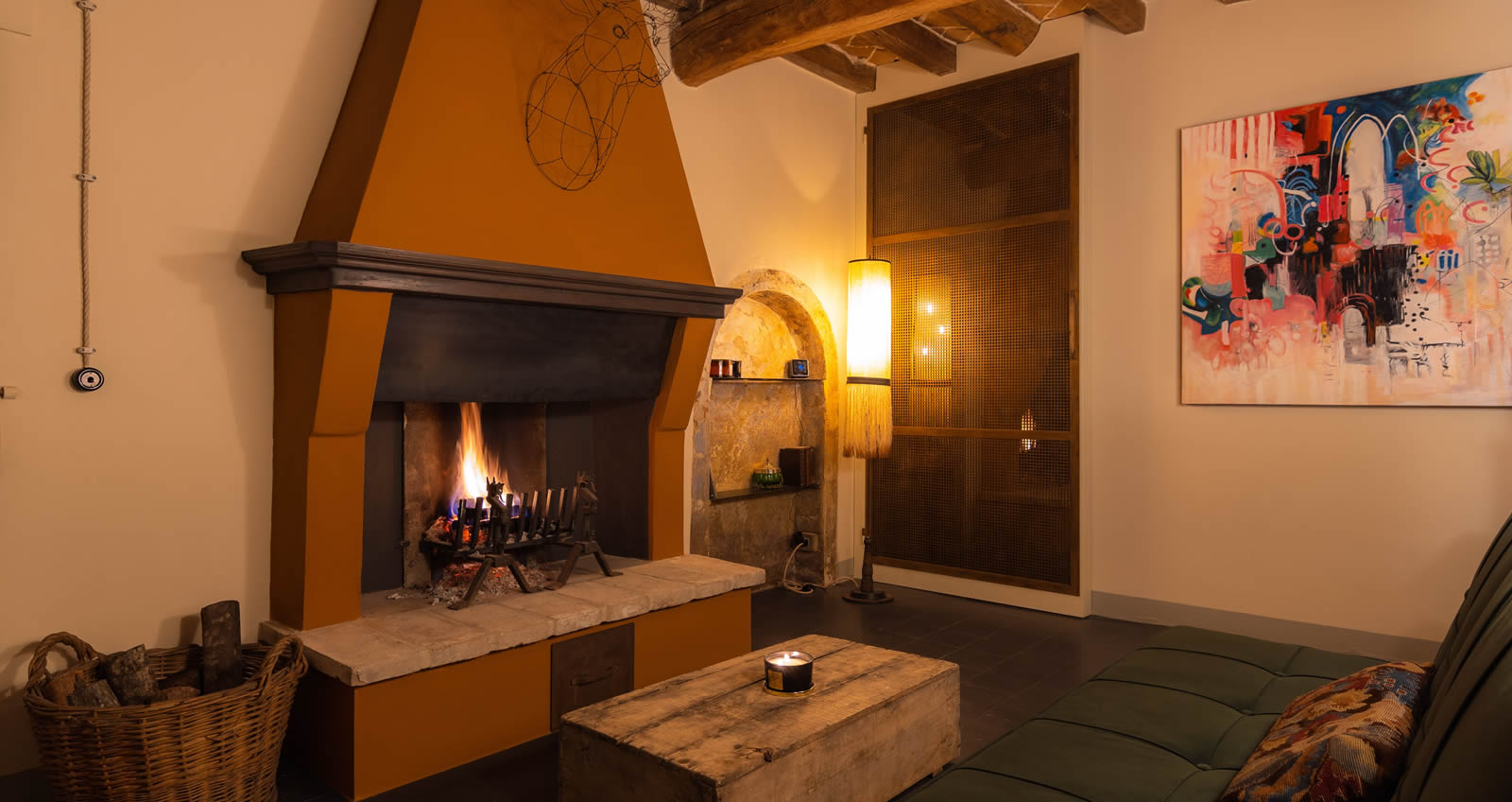 Ingresso con Caminetto Appartamento Cordiale
