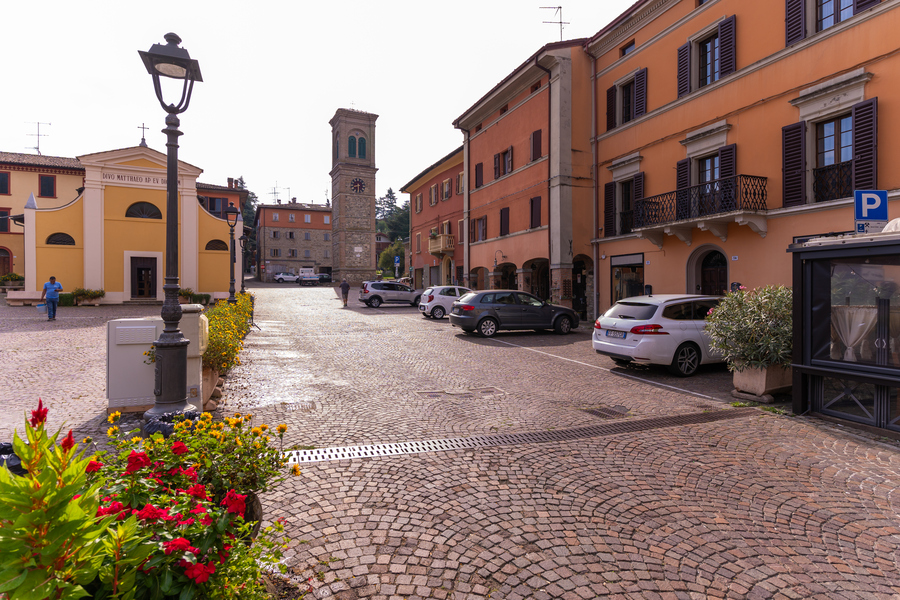 Scorcio con vista sul campanile
