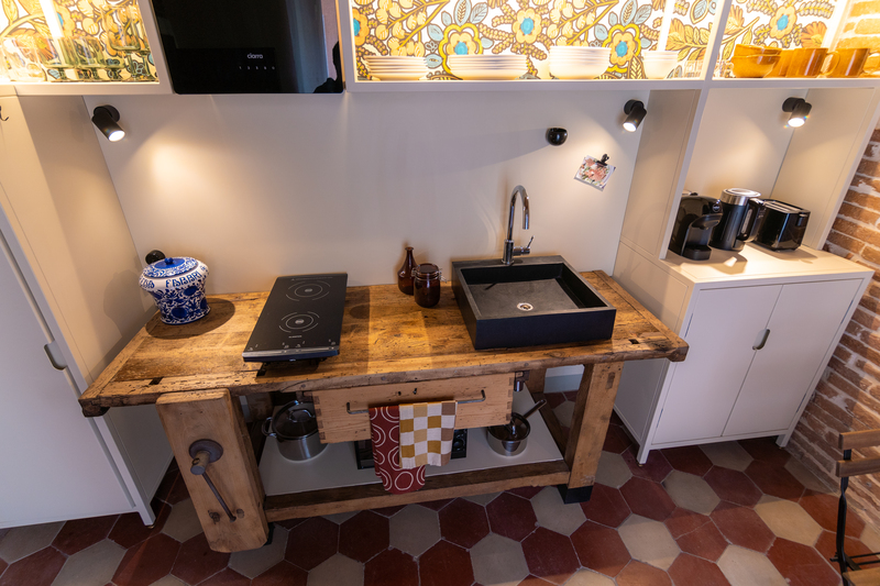 Piano cottura a 2 fuochi e lavandino cucina